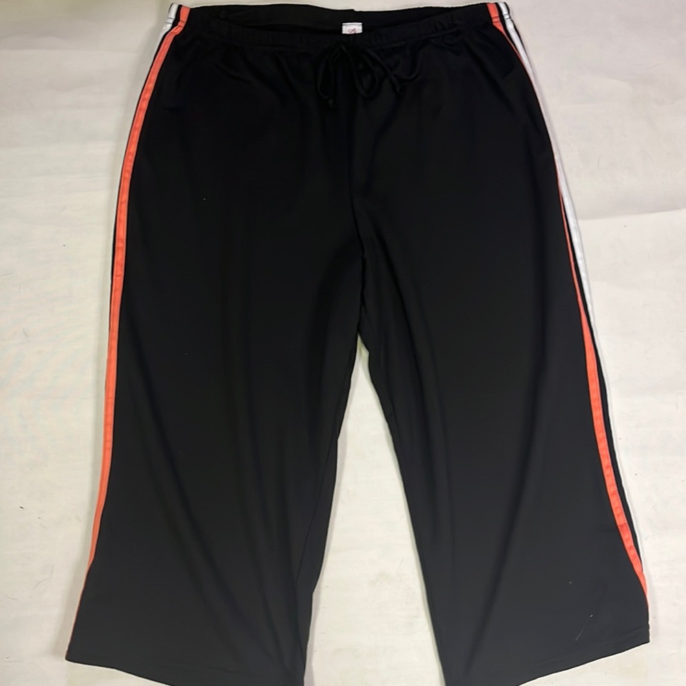Bobbie Brooks Black Capris with Red and White Stripes